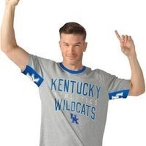 NCAA Hands High Kentucky Wildcats Men's Shirt*